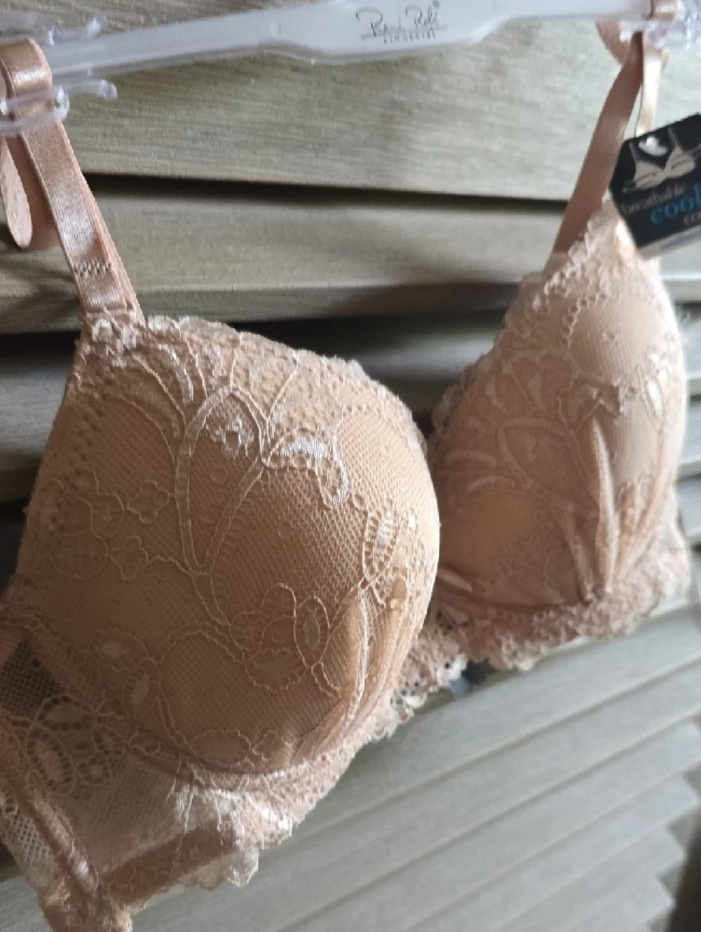 Rene Rofe Lace Push-Up Bra in Nude - Picture 7 of 14